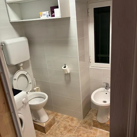 I Ema Apartment *