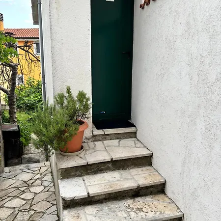I Ema Apartment *